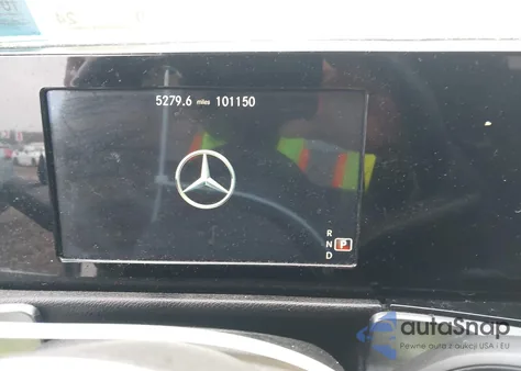 2020 Mercedes-Benz Glb 250 4Matic z USA, uszkodzony, nr VIN W1N4M4HB8LW024446